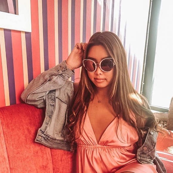 Miu Miu Circle Cat Eye Pink/White/Gold Sunglasses - Picture 4 of 10